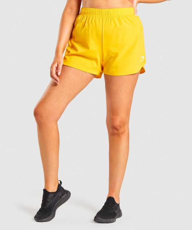 Bermudas Gymshark Essential Loose Entrenamiento Mujer Amarillos | 6sdgRDjVAV3