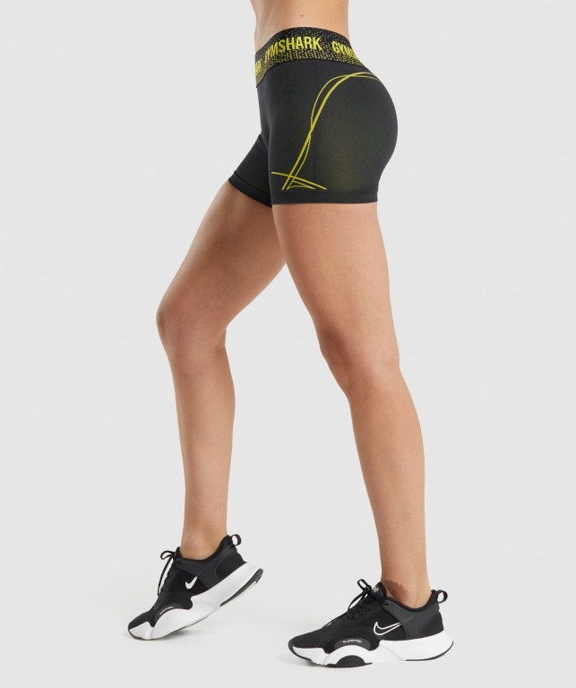 Bermudas Gymshark Apex Seamless Low Rise Mujer Negros Amarillos | dNUX7TstyIu