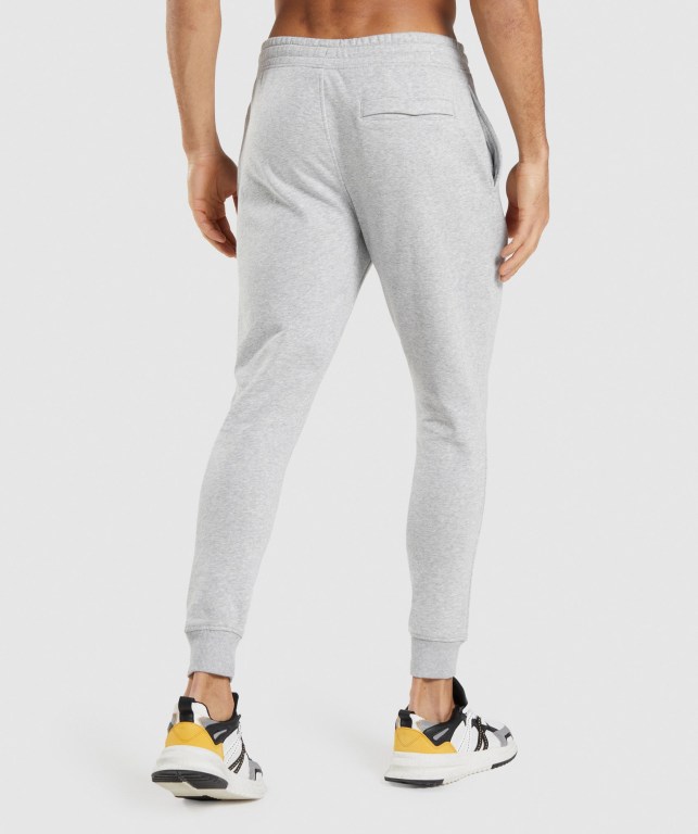 Pantalones Jogger Gymshark Crest Hombre Grises Claro | yZGbFOBw51c