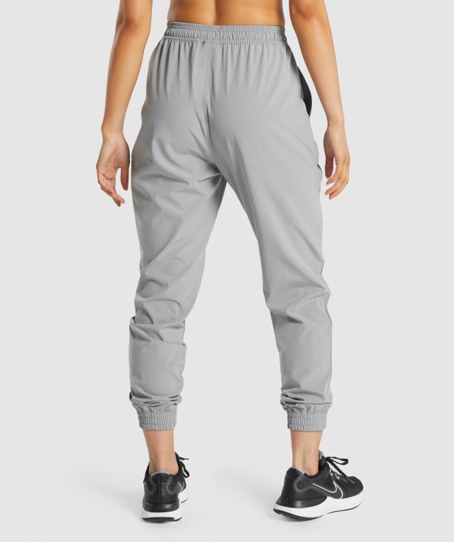 Pantalones Jogger Gymshark Entrenamiento Woven Mujer Grises | ca8GFYVwLIz