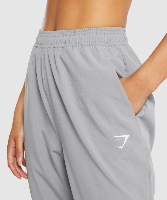 Pantalones Jogger Gymshark Entrenamiento Woven Mujer Grises | ca8GFYVwLIz