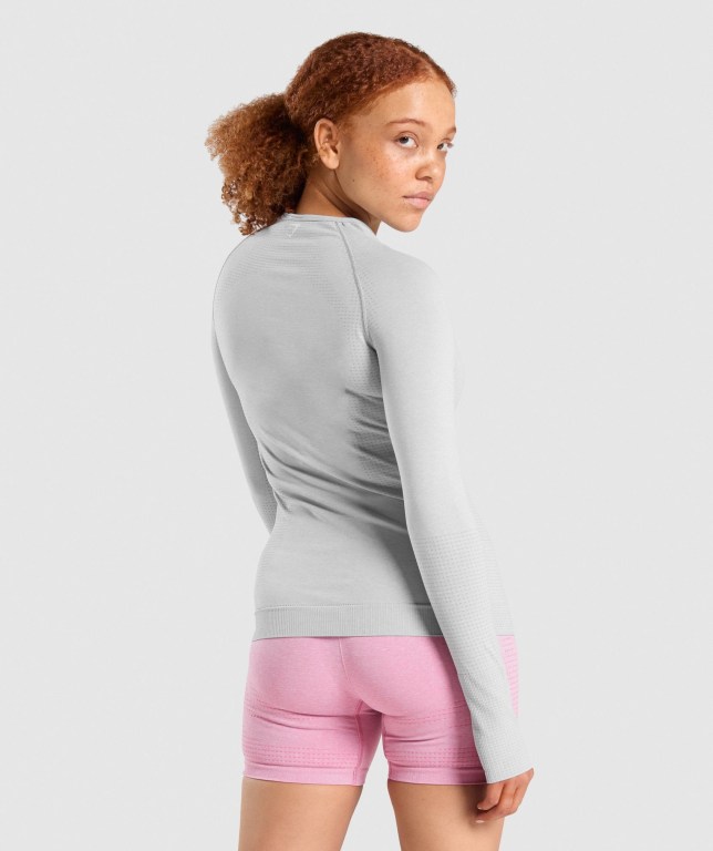 Sudaderas Gymshark Vital Seamless 2.0 Top Mujer Grises Claro | kTiZZSjRQPr