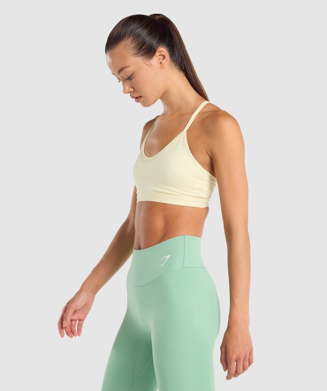 Sujetadores Deportivos Gymshark V Neck Entrenamiento Sports Bra Mujer Amarillos Claro | vkZoG5Hfe2W